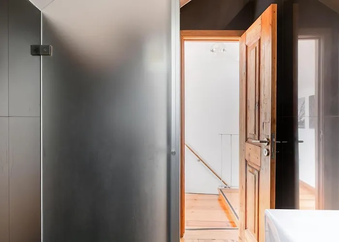Lejlighed Breathtaking River-city View Two Private Terraces 3 Bedrooms And 3 Bathrooms 17th Century Building Bica Chiado District