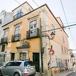 Appartement Breathtaking River-city View Two Private Terraces 3 Bedrooms And 3 Bathrooms 17th Century Building Bica Chiado District Lisboa