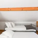 Breathtaking River-city View Two Private Terraces 3 Bedrooms And 3 Bathrooms 17th Century Building Bica Chiado District Appartement