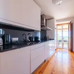 Breathtaking River-city View Two Private Terraces 3 Bedrooms And 3 Bathrooms 17th Century Building Bica Chiado District *