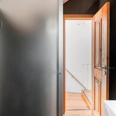 公寓 Breathtaking River-city View Two Private Terraces 3 Bedrooms And 3 Bathrooms 17th Century Building Bica Chiado District