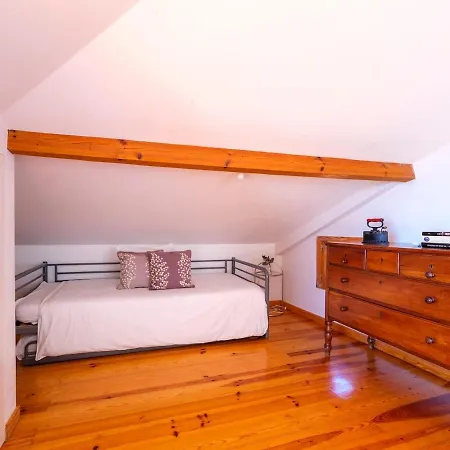 Breathtaking River-city View Two Private Terraces 3 Bedrooms And 3 Bathrooms 17th Century Building Bica Chiado District 公寓 Lisboa