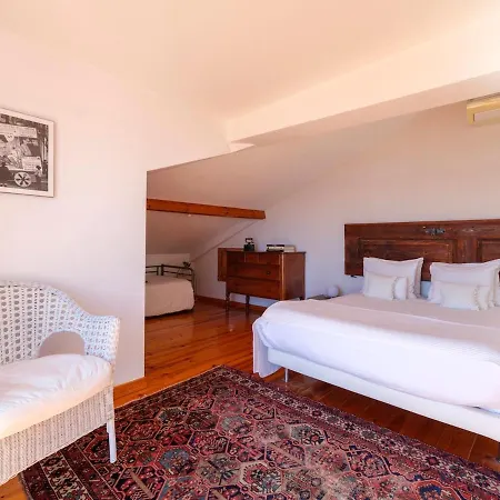 公寓 Breathtaking River-city View Two Private Terraces 3 Bedrooms And 3 Bathrooms 17th Century Building Bica Chiado District Lisboa