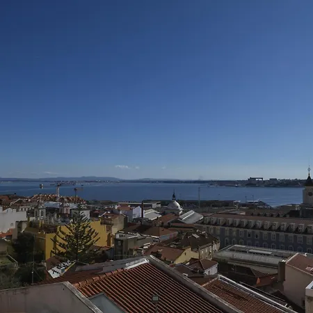 Breathtaking River-city View Two Private Terraces 3 Bedrooms And 3 Bathrooms 17th Century Building Bica Chiado District * Lisboa