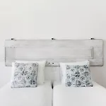 Breathtaking River-city View Two Private Terraces 3 Bedrooms And 3 Bathrooms 17th Century Building Bica Chiado District *