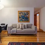 Breathtaking River-city View Two Private Terraces 3 Bedrooms And 3 Bathrooms 17th Century Building Bica Chiado District Lägenhet *